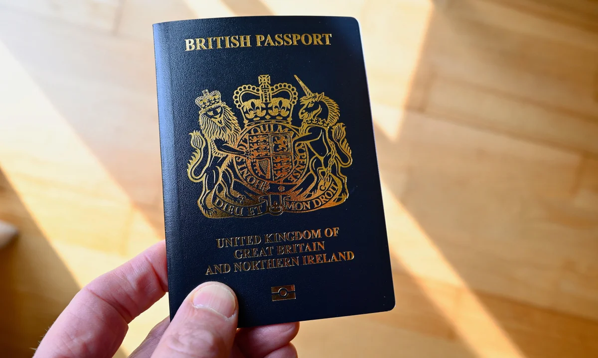 UK British Biometric Passport - PassportIDZone